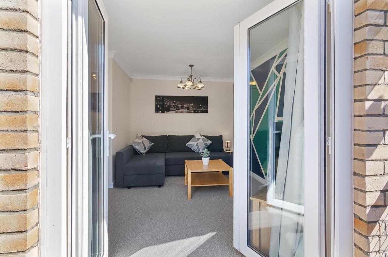 فيلا 4Br Townhouse Wbalcony Free Parking Fast Wi-Fi نورويش المظهر الخارجي الصورة