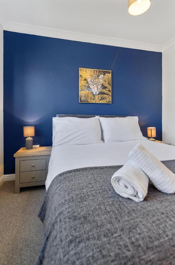 فيلا 4Br Townhouse Wbalcony Free Parking Fast Wi-Fi نورويش المظهر الخارجي الصورة
