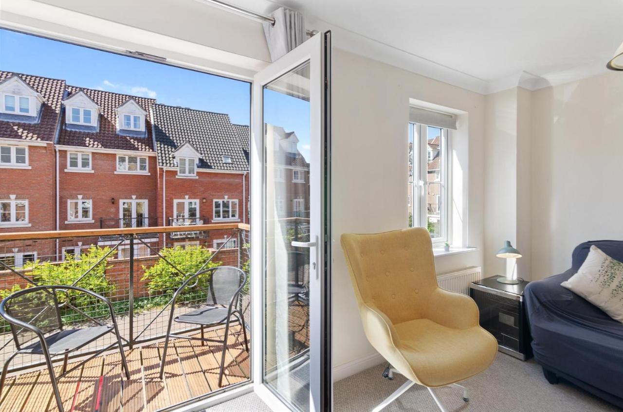 فيلا 4Br Townhouse Wbalcony Free Parking Fast Wi-Fi نورويش المظهر الخارجي الصورة